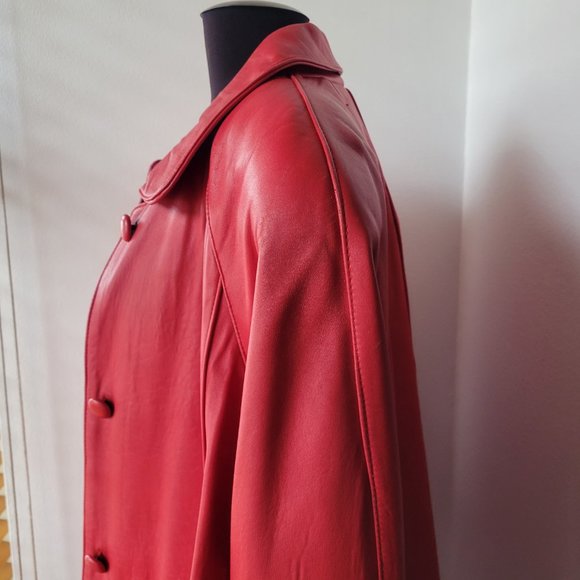 Bright Red Women’s Leather Coat – Size M - Picture 2 of 16